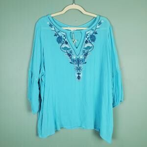Honey Punch Embroidery Teal Green Detail Top 2X